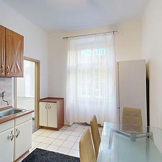 Prodej bytu 2+1 75 m&sup2; Praha