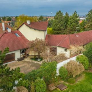 Prodej rodinného domu 309 m² Jesenice, Lipová