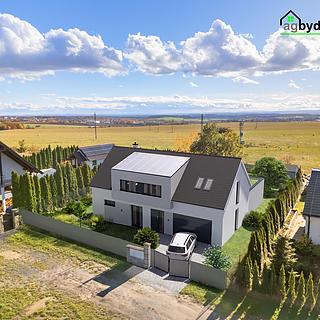 Prodej stavební parcely 827 m² Jiřice