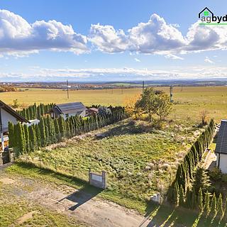 Prodej stavební parcely 827 m² Jiřice