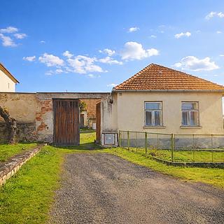 Prodej rodinného domu 139 m&sup2; Stropešín