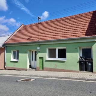 Prodej rodinného domu 135 m² Koryčany, Lhotka
