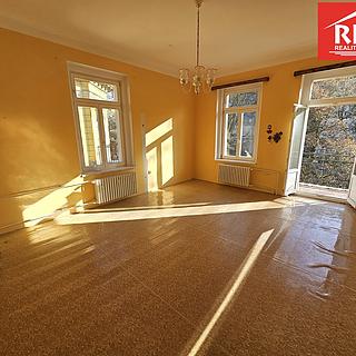 Prodej bytu 2+1 72 m&sup2; Mariánské Lázně