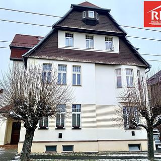 Prodej bytu 3+kk 77 m² Mariánské Lázně