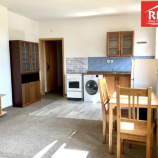 Pronájem bytu 1+kk a garsoniéry 40 m² Drmoul