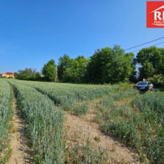 Prodej komerčního pozemku 2 385 m² Cheb, Podhradská