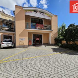 Pronájem obchodu 97 m² Mariánské Lázně, Hlavní třída