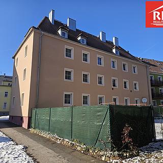 Prodej bytu 4+1 75 m² Mariánské Lázně, Husova