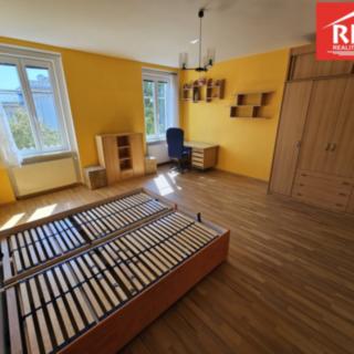 Prodej bytu 2+1 78 m² Mariánské Lázně