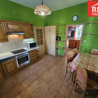 Prodej bytu 2+1 78 m² Mariánské Lázně, Nádražní náměstí
