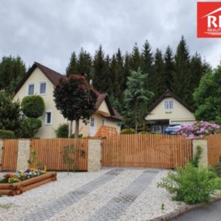 Prodej rodinného domu 1451 m² Valy