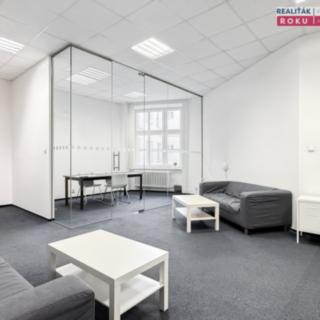Pronájem kanceláře 900 m² Brno