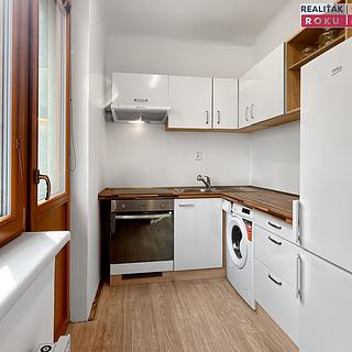 Pronájem bytu 1+1 27 m² Brno Štýřice, Grmelova