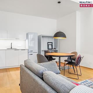 Pronájem bytu 2+kk 53 m² Brno, Běhounská