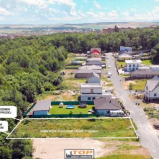 Prodej stavební parcely 1 021 m² Jirkov Březenec