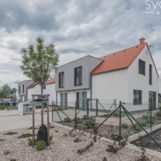 Pronájem rodinného domu 98 m² Opatovice nad Labem, Volkova