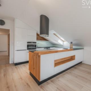 Pronájem bytu 3+kk 79 m² Hradec Králové