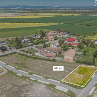 Prodej stavební parcely 861 m² Černilov