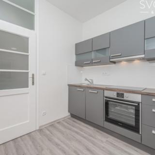 Pronájem bytu 2+kk 45 m² Hradec Králové Pražské Předměstí, Puškinova
