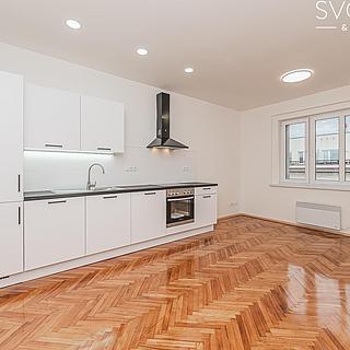 Pronájem bytu 2+kk 46 m² Hradec Králové