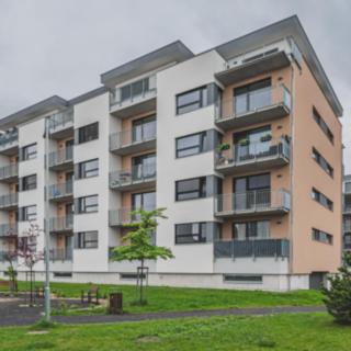Pronájem bytu 3+kk 98 m² Hradec Králové