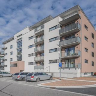 Pronájem bytu 2+kk 46 m² Hradec Králové