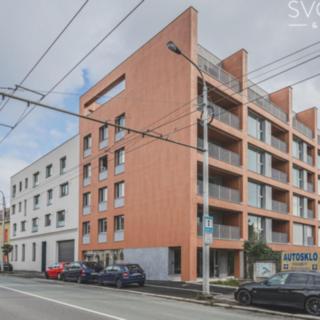 Pronájem bytu 2+kk 39 m² Hradec Králové Kukleny, Pražská třída