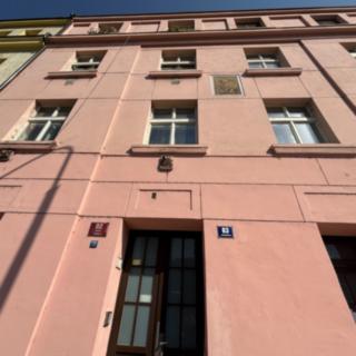 Pronájem bytu 1+kk, garsoniery 45 m² Praha