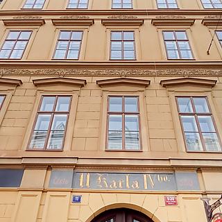 Pronájem bytu 2+1 85 m² Praha