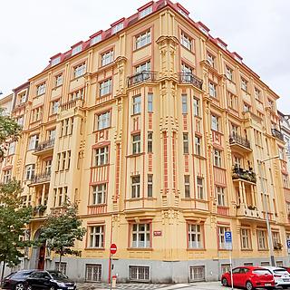 Pronájem bytu 4+1 127 m² Praha