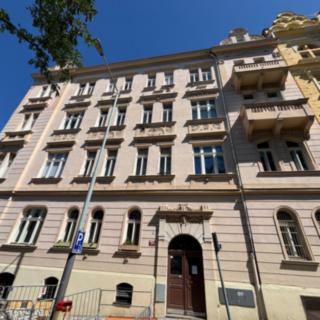 Pronájem bytu 2+kk 57 m² Praha