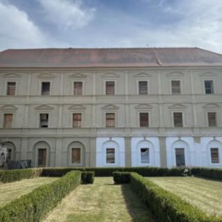 Prodej historického objektu 3 110 m² Kestřany