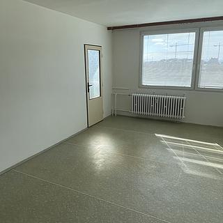 Prodej bytu 1+1 34 m² Praha Střížkov, Červenkova
