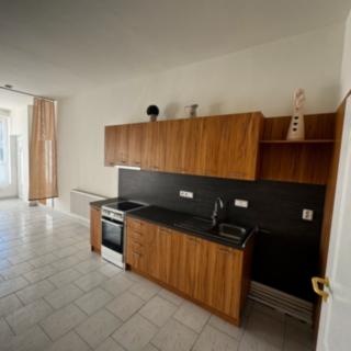 Prodej bytu 3+kk 94 m² Strážnice, Nádražní