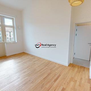 Pronájem bytu 2+kk 52 m² Praha Nusle, Jaromírova