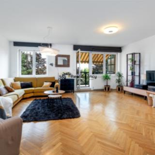 Pronájem bytu 4+1 163 m² Praha