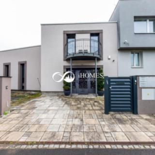 Prodej rodinného domu 350 m² Praha Háje, Klivarova