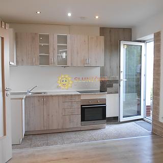 Pronájem bytu 1+kk, garsoniery 30 m² Hradec Králové