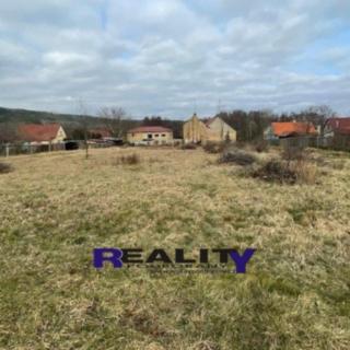 Prodej stavební parcely, 1674m²