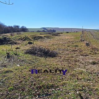 Prodej stavební parcely 4163 m² Žatec