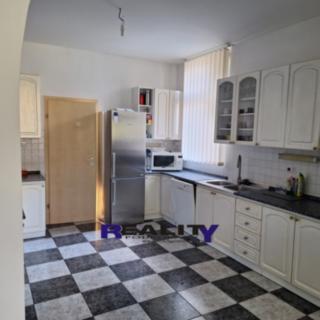 Prodej rodinného domu 637 m² Chomutov