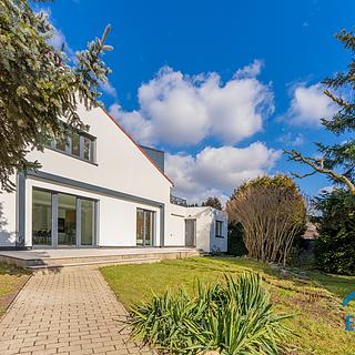 Pronájem rodinného domu 224 m&sup2;