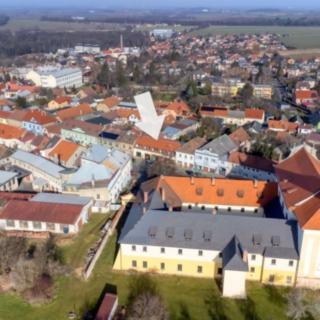 Prodej činžovního domu 1 046 m² Zásmuky, Havlíčkova