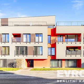 Pronájem bytu 4+kk 88 m² Havlíčkův Brod, Stromovka