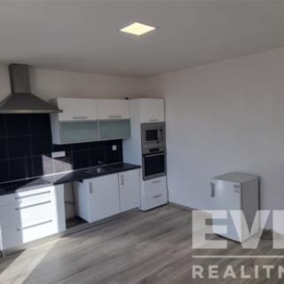Pronájem bytu 1+kk a garsoniéry 26 m² Havlíčkův Brod, Dolní