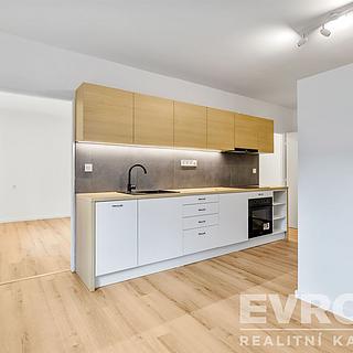 Prodej bytu 3+kk 64 m² Úsobí