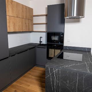 Prodej bytu 4+kk 103 m² Liberec II-Nové Město, Na Ladech