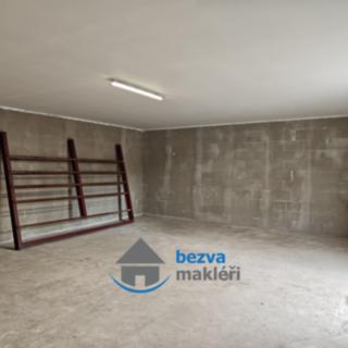 Pronájem skladu 60 m² Skuteč, Zvěřinova