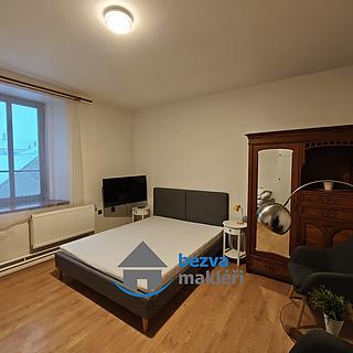 Pronájem pokoje 22 m&sup2; Nové Hrady