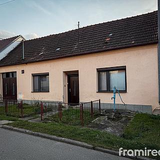 Prodej rodinného domu, 150m²